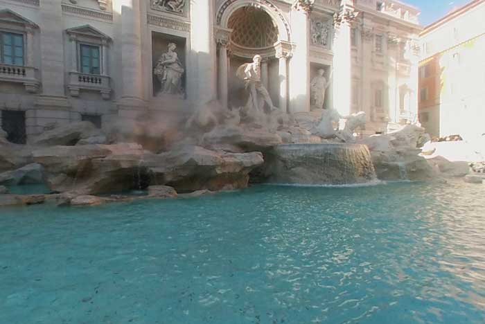 air mancur Fontana di Trevi 