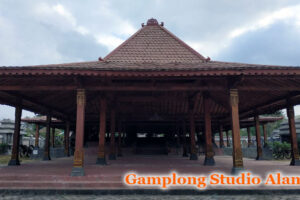 gamplong studio alam
