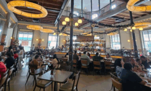 spiegel bar bistro semarang